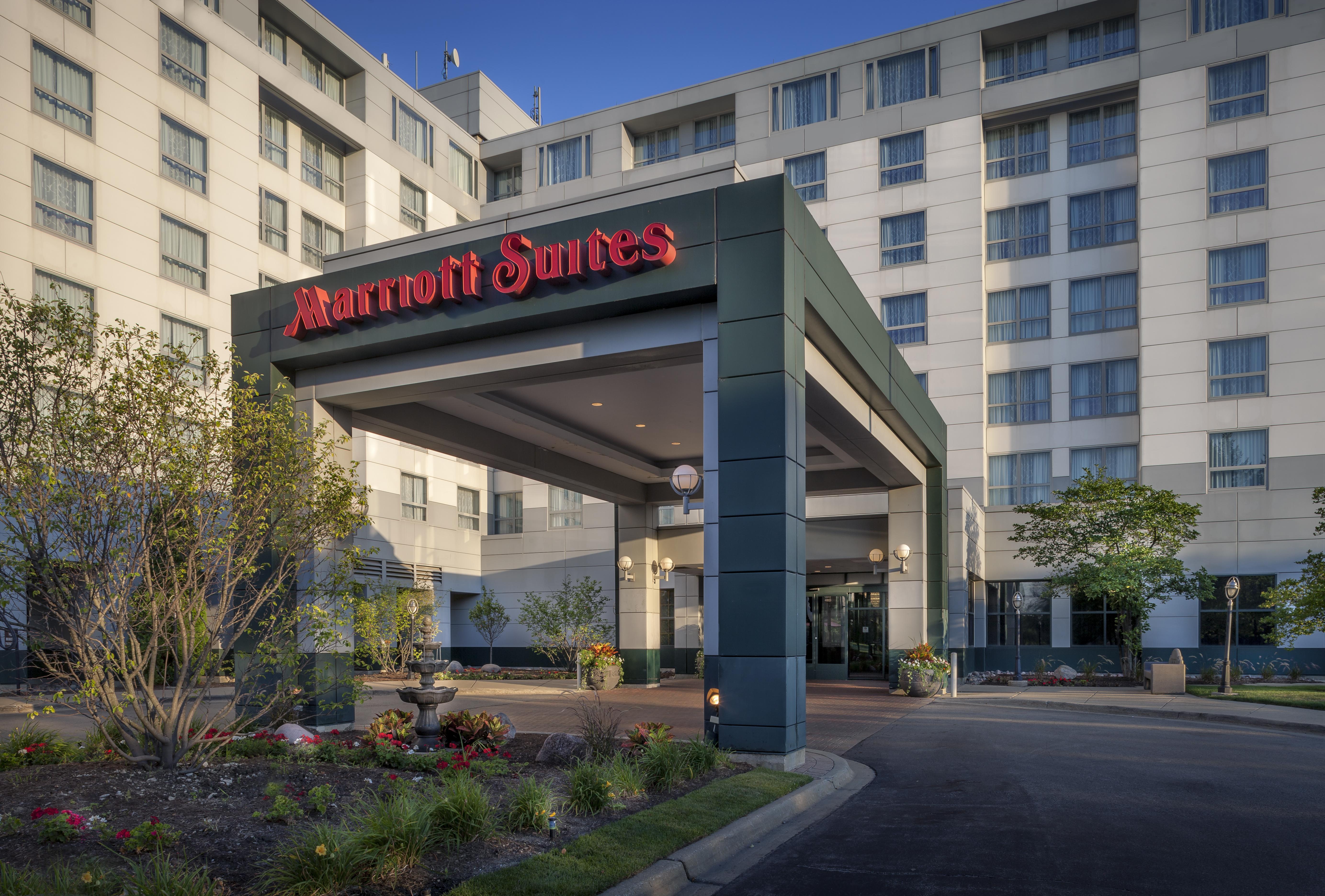 Chicago Marriott Suites Deerfield Bagian luar foto