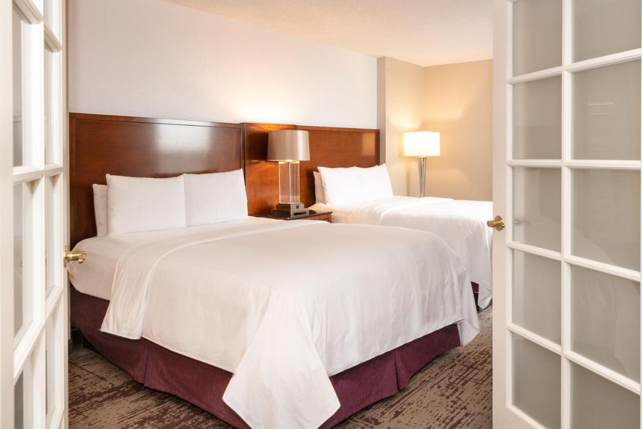 Chicago Marriott Suites Deerfield Bagian luar foto
