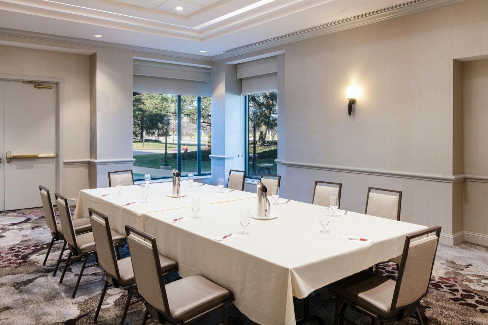 Chicago Marriott Suites Deerfield Bagian luar foto
