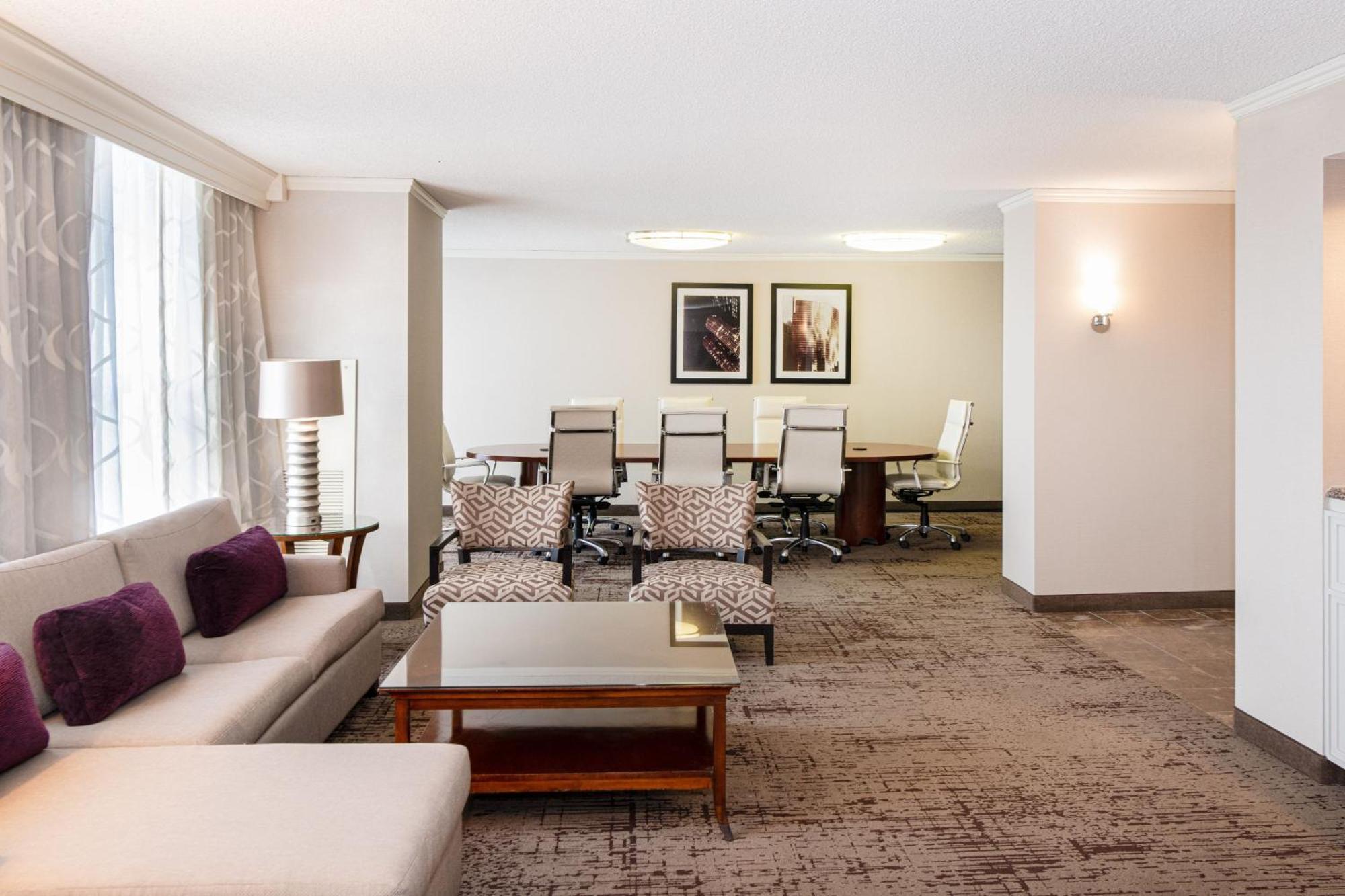 Chicago Marriott Suites Deerfield Bagian luar foto