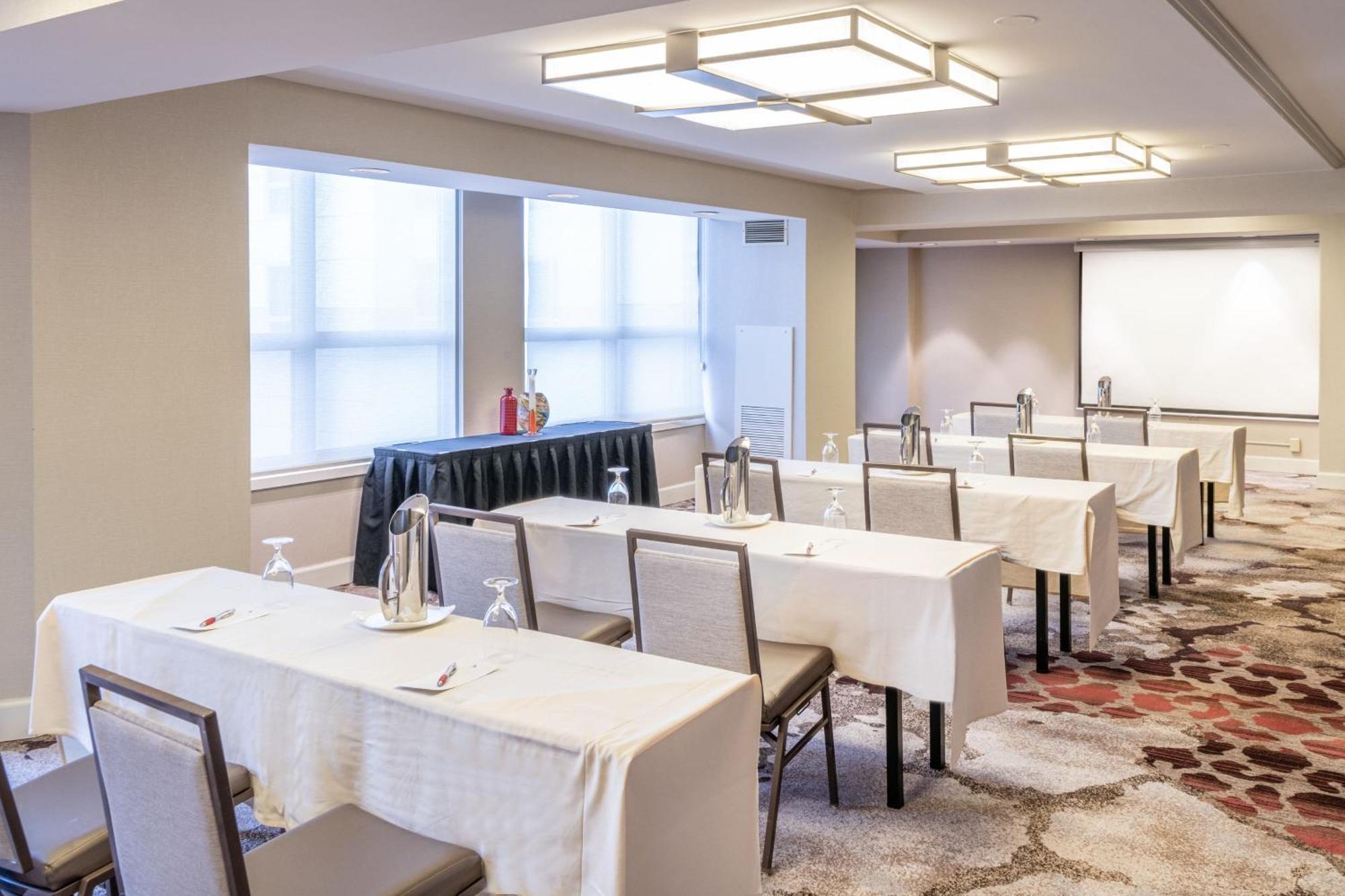 Chicago Marriott Suites Deerfield Bagian luar foto